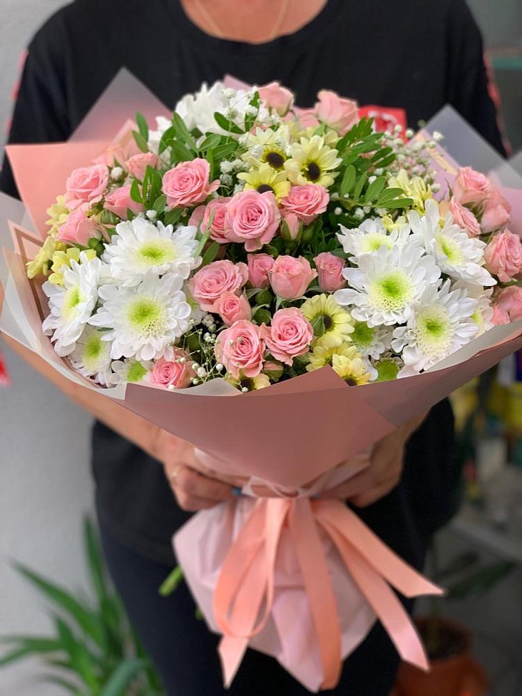 Букет цветов из: Розы и Хризантемы в Павловское