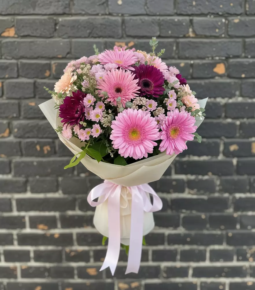 Букет цветов из: Герберы и Хризантемы в Павловское