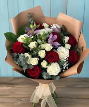 Букет цветов из:  Розы и Альстромерии в Павловское