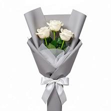 Букет 3 белые розы в Павловское