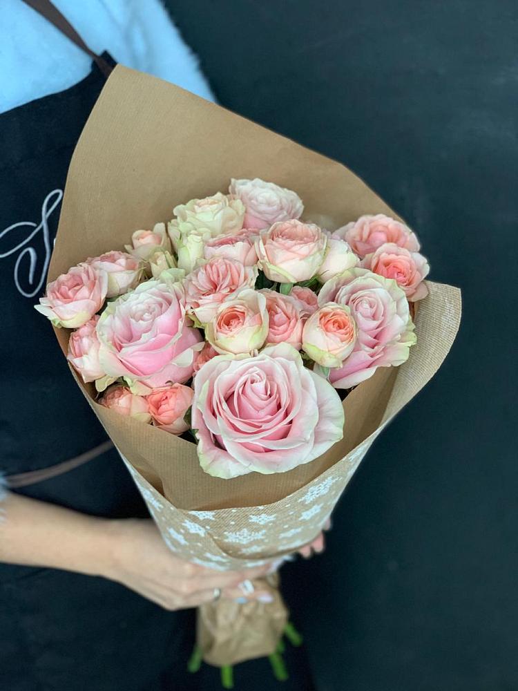 Букет цветов из: Хризантемы и Розы в Павловское