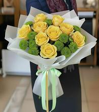 Букет цветов из:  Хризантемы и Розы в Павловское