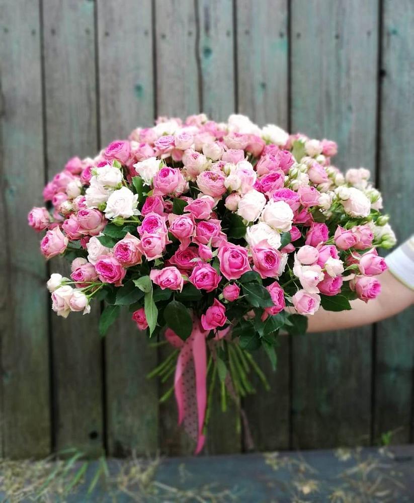 Букет Розовые кустовые розы Натали и Лав Лидия в Павловское