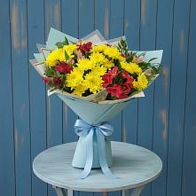 Букет цветов из:  Альстромерии и Хризантемы в Павловское