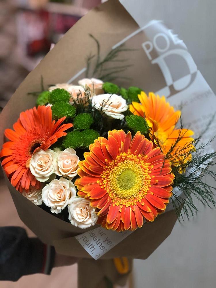 Букет цветов из: Герберы, Хризантемы и Розы в Павловское