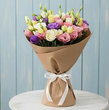 Букет цветов из:  Лизиантусы в Павловское